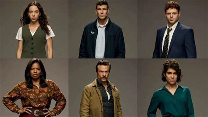 Captivating Cast Of The Acclaimed Show "Mr Inbetween"