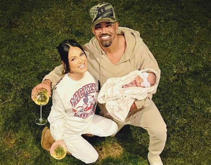 Chris Brown's Baby Mama: Uncovering The Truth