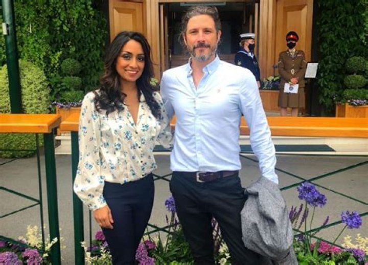 Discovering Isa Guha's Partner: A Journey Of Love And Support