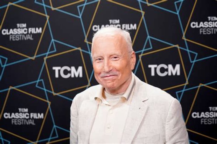 Introducing Richard Dreyfuss: From Youthful Charm To Legendary Performances