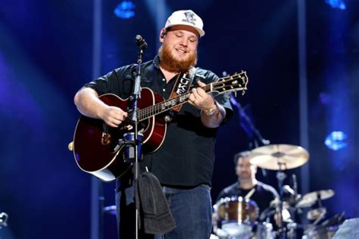Luke Combs: A Country Star's Political Stand On Biden