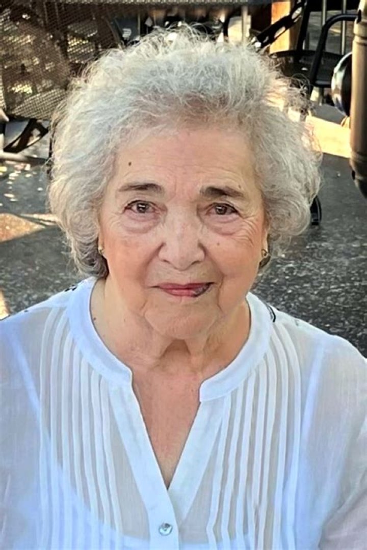 Recent Obituaries From Camilla Hall