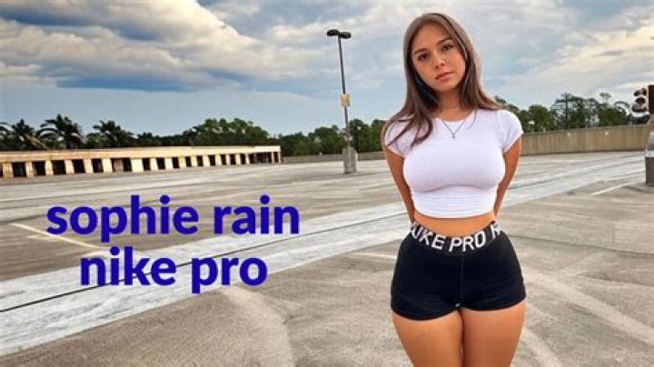 "Sophie Raiin" Content Leak Uncovered - Exclusive Images & Videos Released