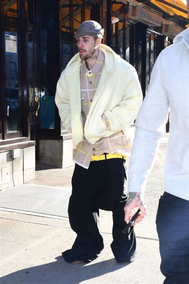 The Ultimate Guide To Justin Bieber: Music, Style, And Legacy
