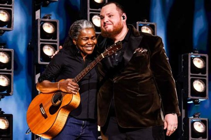 Uncovering The Mysterious Husband Of Tracy Chapman: An Inside Look