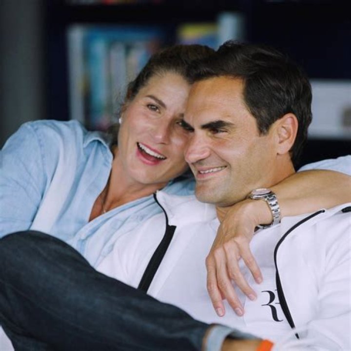 Unveiling The Life Of Roger Federer's Sister: What Does She Do?